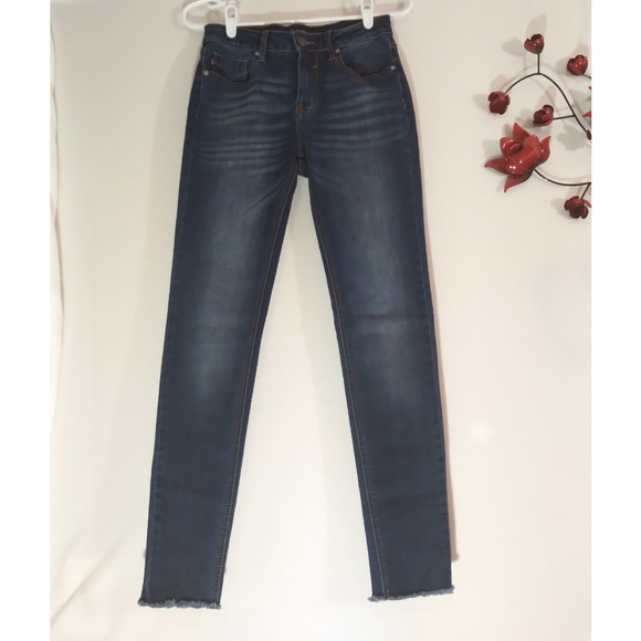 Vigoss Denim - Vigoss Marley Super Skinny Raw Hem Jeans